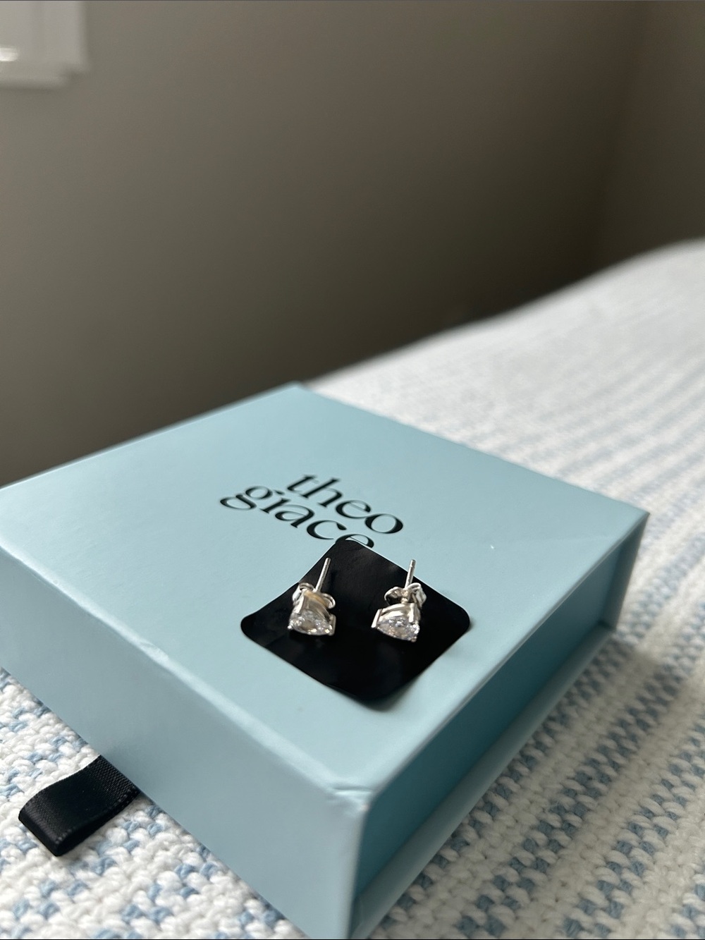 Theo Grace Raquel Triangle  Stud Earrings in Sterling Silver